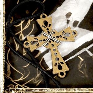 5 For $25💫Alternative Gold Wooden Filigree Cross Pendant Necklace